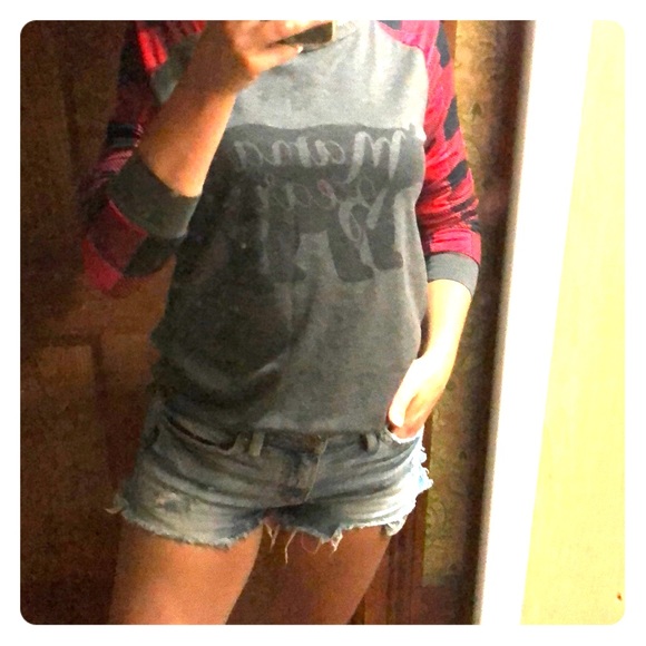 Mama bear plaid long sleeve - Picture 2 of 3